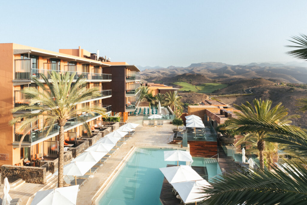 Stillsam lyx på Salobre Hotel Resort & Serenity